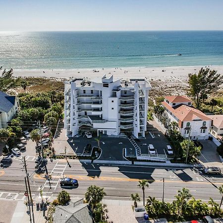 Oceana 305 East Villa St. Pete Beach Exterior photo