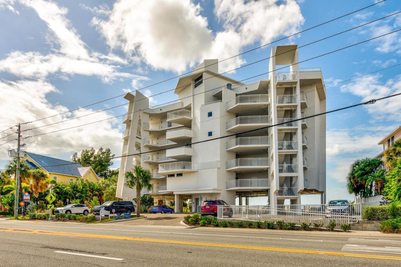 Oceana 305 East Villa St. Pete Beach Exterior photo