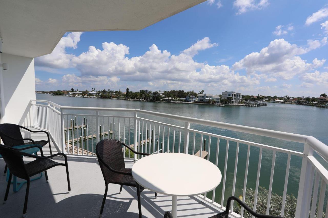 Oceana 305 East Villa St. Pete Beach Exterior photo