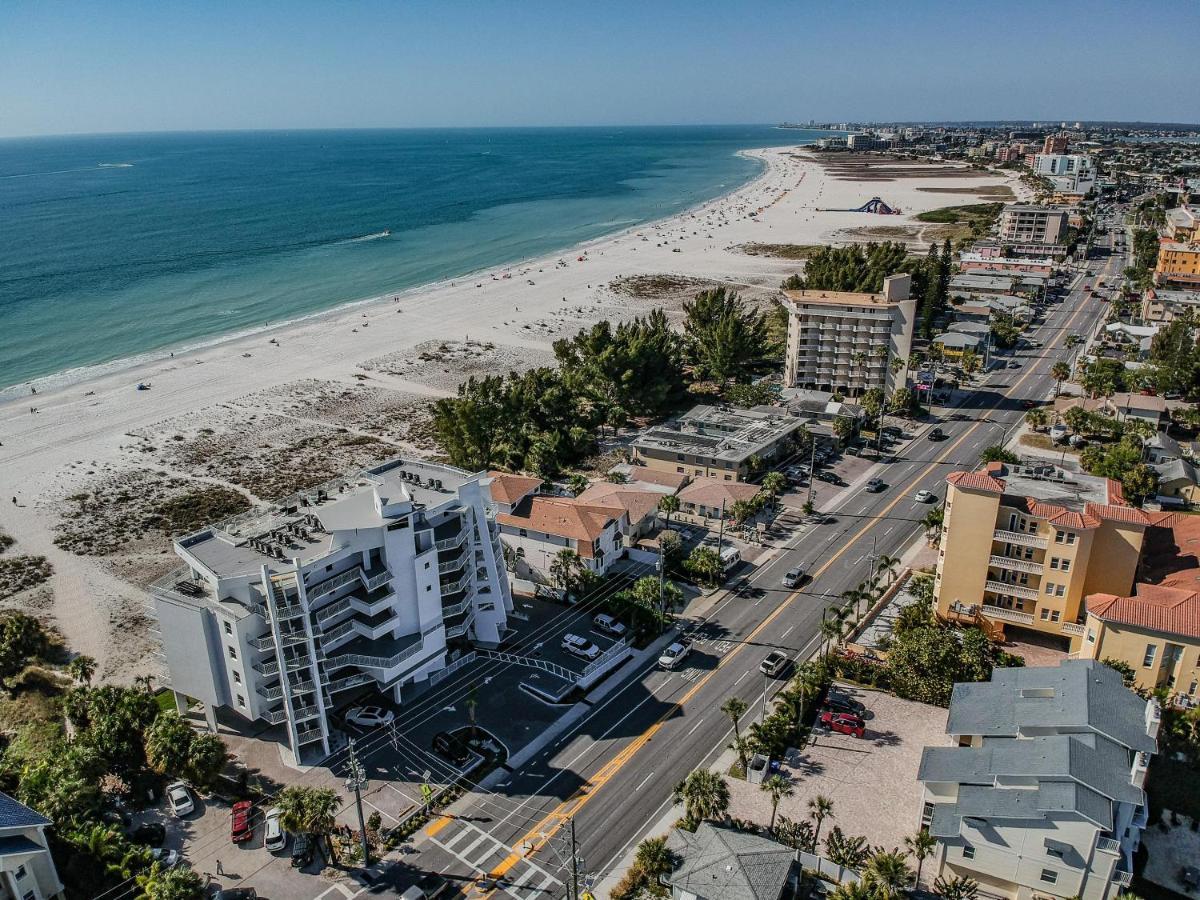 Oceana 305 East Villa St. Pete Beach Exterior photo