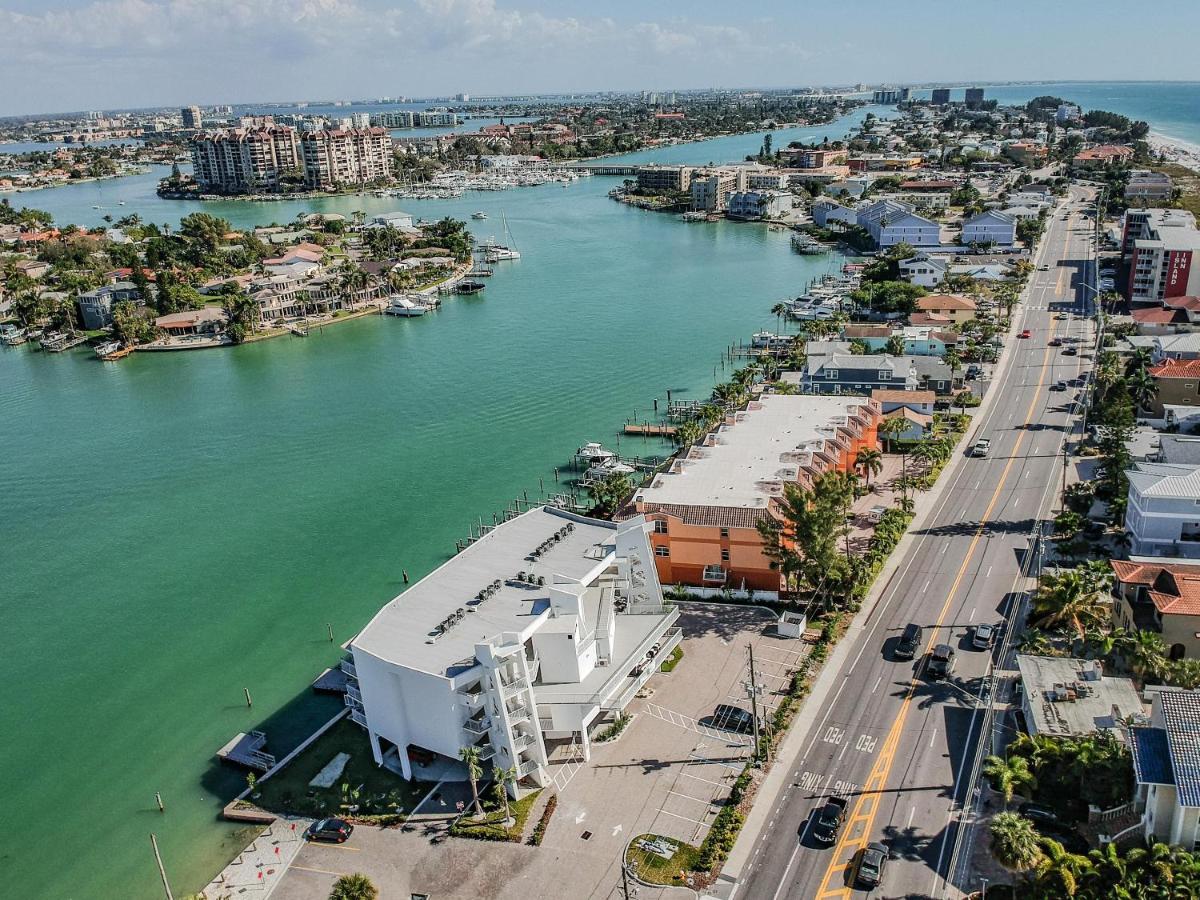 Oceana 305 East Villa St. Pete Beach Exterior photo
